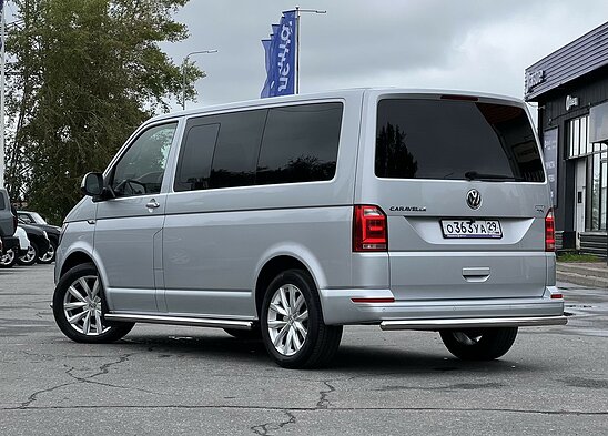 Volkswagen Caravelle 2.0 TDI MT (150 л.с.)