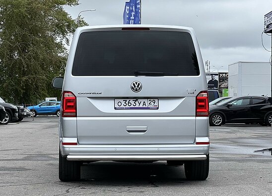 Volkswagen Caravelle 2.0 TDI MT (150 л.с.)