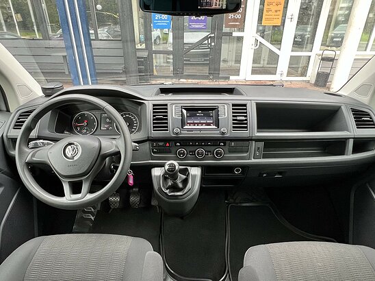 Volkswagen Caravelle 2.0 TDI MT (150 л.с.)