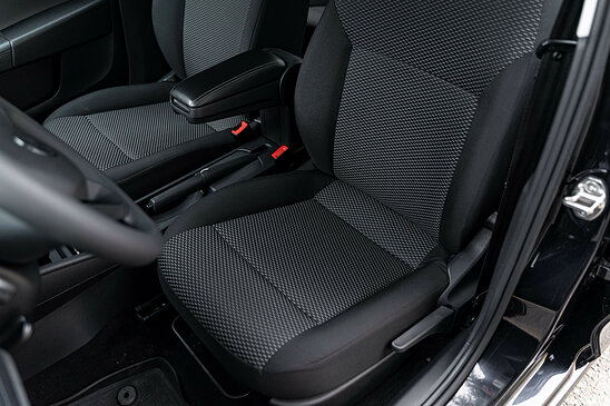 Volkswagen Polo 1.6 MPI AT (110 л.с.) Respect