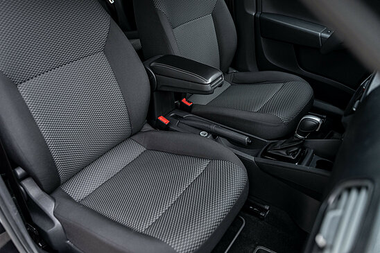 Volkswagen Polo 1.6 MPI AT (110 л.с.) Respect