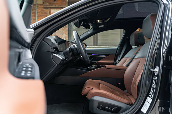 BMW 5 серия 530i 2.0 xDrive Steptronic (258 л.с.)