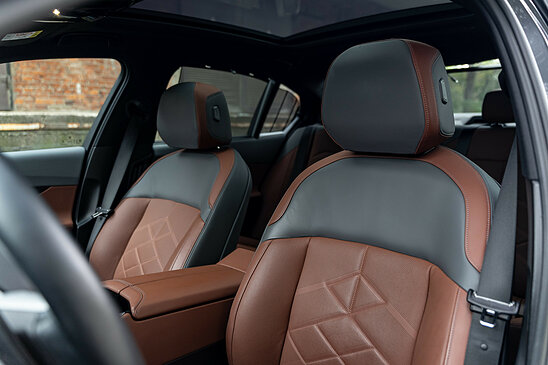 BMW 5 серия 530i 2.0 xDrive Steptronic (258 л.с.)