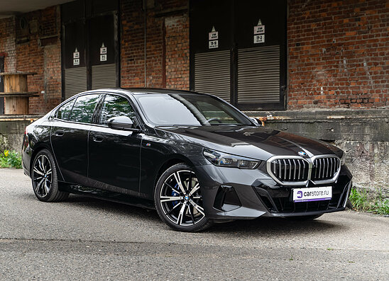 BMW 5 серия 530i 2.0 xDrive Steptronic (258 л.с.)