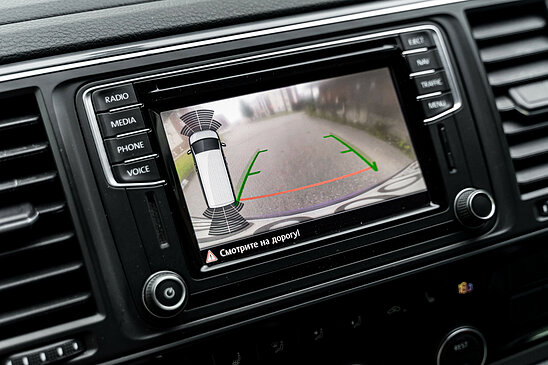 Volkswagen Multivan 2.0 TDI DSG (180 л.с.) Comfortline