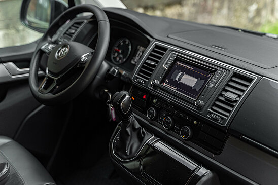 Volkswagen Multivan 2.0 TDI DSG (180 л.с.) Comfortline