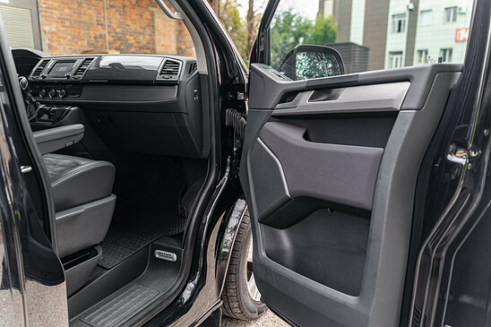 Volkswagen Multivan 2.0 TDI DSG (180 л.с.) Comfortline