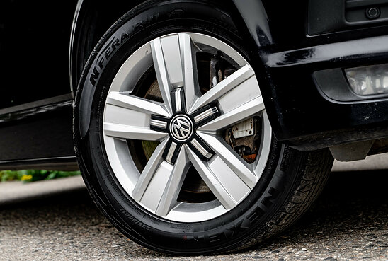 Volkswagen Multivan 2.0 TDI DSG (180 л.с.) Comfortline