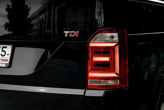 Volkswagen Multivan 2.0 TDI DSG (180 л.с.) Comfortline