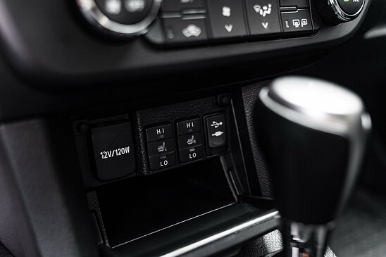 Toyota Corolla 1.6 CVT (122 л.с.) Style Plus