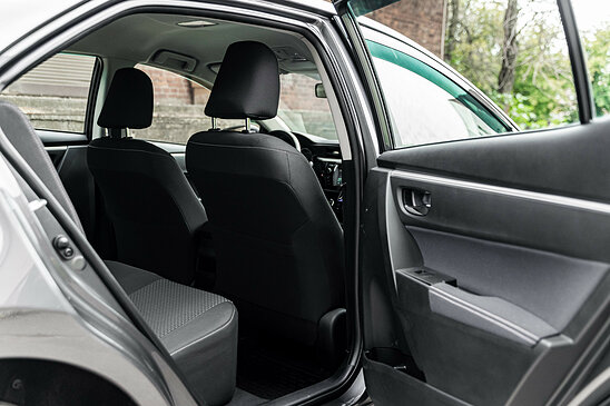 Toyota Corolla 1.6 CVT (122 л.с.) Style Plus