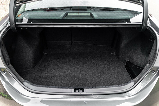 Toyota Corolla 1.6 CVT (122 л.с.) Style Plus