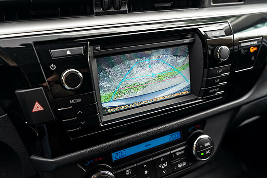 Toyota Corolla 1.6 CVT (122 л.с.) Style Plus