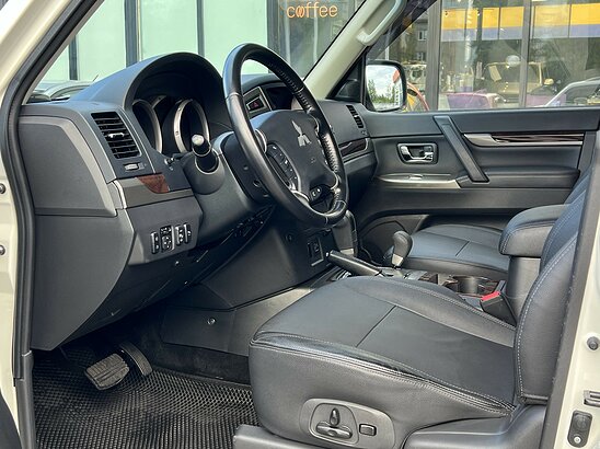 Mitsubishi Pajero 3.0 AT (178 л.с.) GLS