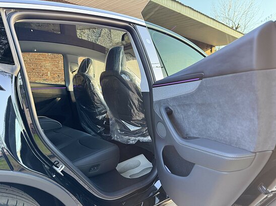 Tesla Model Y Long Range AWD