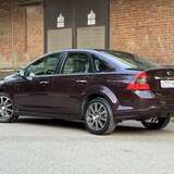 Ford Focus 2.0 MT (145 л.с.) Ghia