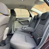 Ford Focus 2.0 MT (145 л.с.) Ghia