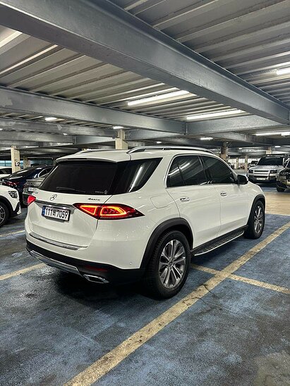 Mercedes-Benz GLE-класс GLE 300d 2.0 4MATIC 9G-Tronic (245 л.с.) Premium