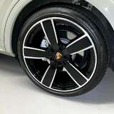 Porsche Cayenne Turbo 4.0 4WD AT (550 л.с.) Cayenne Turbo