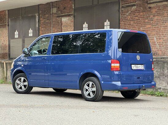 Volkswagen Transporter 2.0 TDI DSG (140 л.с.) Kombi