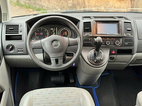 Volkswagen Transporter 2.0 TDI DSG (140 л.с.) Kombi