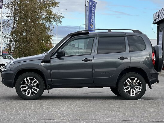ВАЗ (LADA) 4x4 (Нива) 1.7 MT (83 л.с.) Luxe Кондиционер