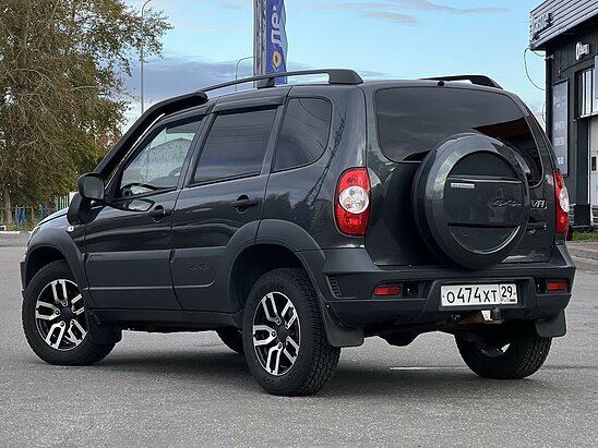 ВАЗ (LADA) 4x4 (Нива) 1.7 MT (83 л.с.) Luxe Кондиционер