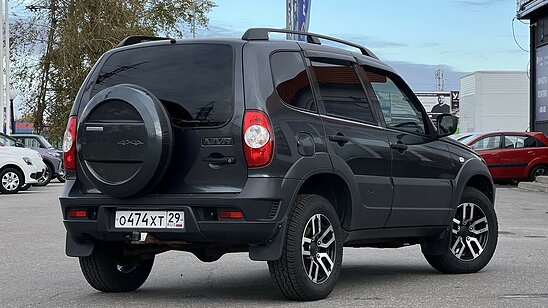 ВАЗ (LADA) 4x4 (Нива) 1.7 MT (83 л.с.) Luxe Кондиционер