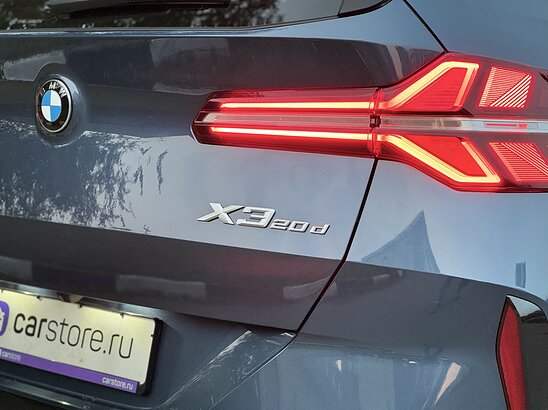 BMW X3 20d 2.0 xDrive Steptronic (197 л.с.)