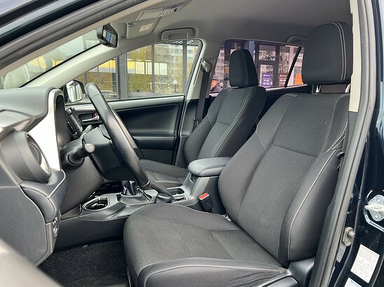 Toyota RAV4 2.0 4WD MT (146 л.с.) Elegance