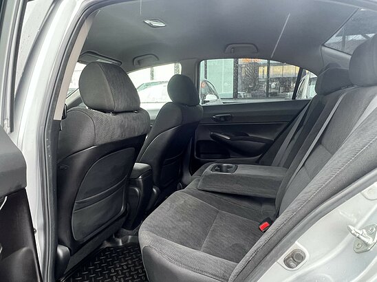 Honda Civic 1.8 MT (140 л.с.)