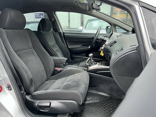 Honda Civic 1.8 MT (140 л.с.)