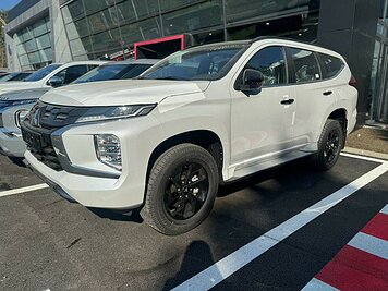 Mitsubishi Pajero Sport 2.4 D 4WD AT (181 л.с.) Ultimate