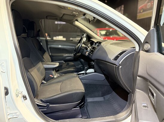 Mitsubishi ASX 2.0 4WD CVT (150 л.с.) Intense