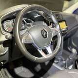 Renault Logan Stepway 1.6 MT (113 л.с.) Drive