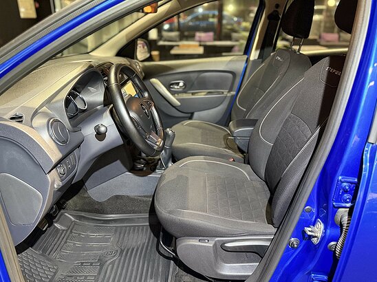 Renault Logan Stepway 1.6 MT (113 л.с.) Drive