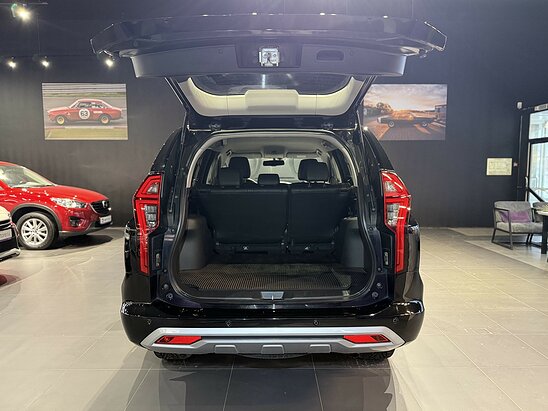 Mitsubishi Pajero Sport 2.4 D 4WD AT (181 л.с.) Instyle