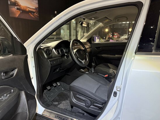 Suzuki Vitara 1.6 MT (117 л.с.) GL