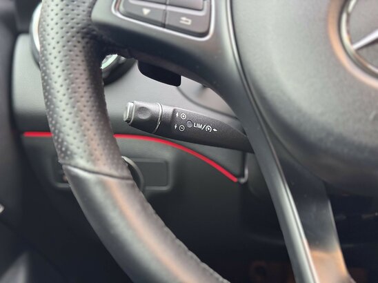 Mercedes-Benz GLA-класс GLA 200 1.6 7G-DCT (150 л.с.) Urban Night Edition