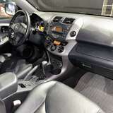 Toyota RAV4 2.4 4WD AT (170 л.с.) Сол