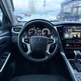 Mitsubishi Pajero Sport 3.0 4WD AT (209 л.с.) Instyle