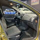 Renault Sandero Stepway 1.6 MT (82 л.с.) Confort