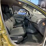 Renault Sandero Stepway 1.6 MT (82 л.с.) Confort