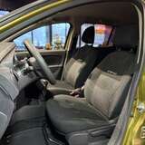 Renault Sandero Stepway 1.6 MT (82 л.с.) Confort