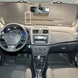 Renault Sandero Stepway 1.6 MT (82 л.с.) Confort