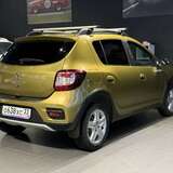 Renault Sandero Stepway 1.6 MT (82 л.с.) Confort