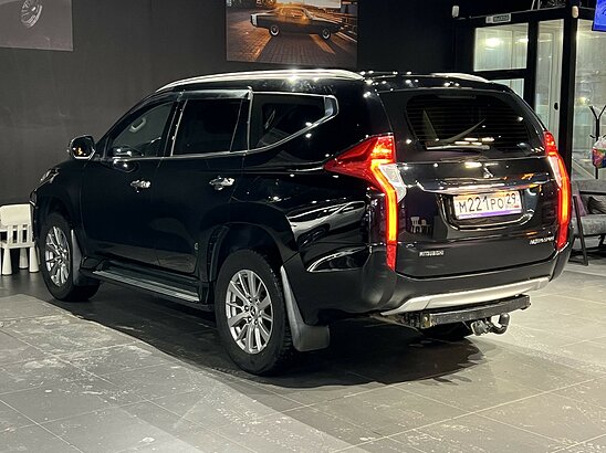 Mitsubishi Pajero Sport 2.4 DI-D 4WD AT (181 л.с.) Intense