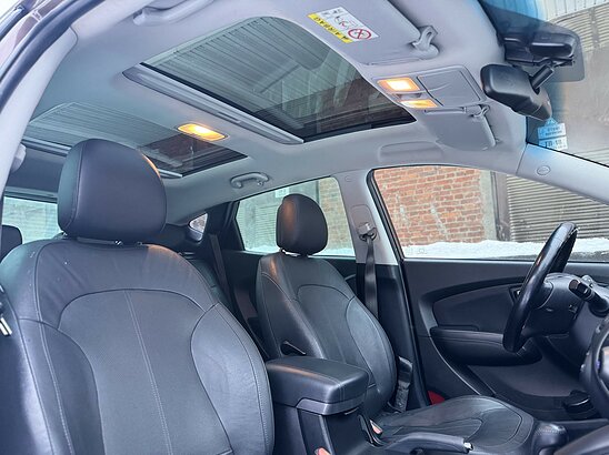 Hyundai ix35 2.0 4WD AT (150 л.с.) Style