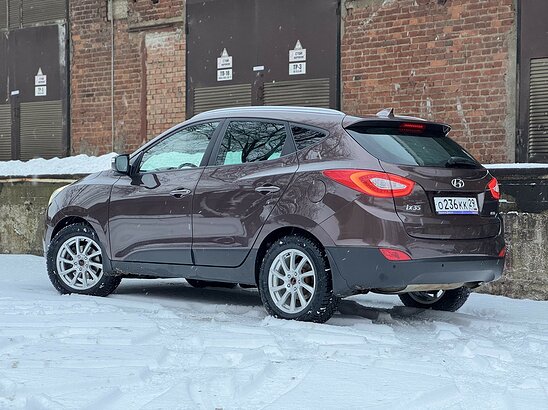 Hyundai ix35 2.0 4WD AT (150 л.с.) Style