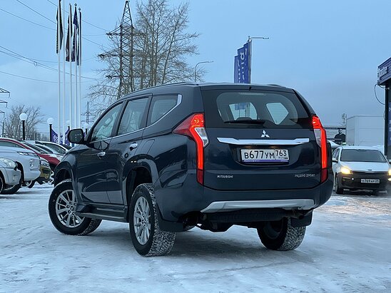 Mitsubishi Pajero Sport 2.4 DI-D 4WD MT (181 л.с.) Invite